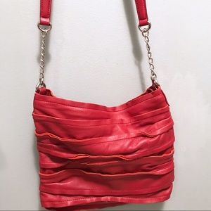DKNY RUFFLED LEATHER HANDBAG WITH CHAIN STRAP